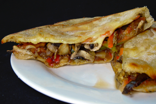 SANDWICH TOMATE Y CHAMPIÑON